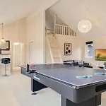Сasa de vacaciones Gorgeous Home In Blavand With Sauna *