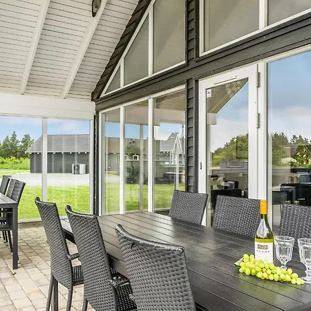 Gorgeous Home In Blavand With Sauna
